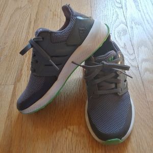 Adidas cloudfoam grey sneakers size 10.5 toddler